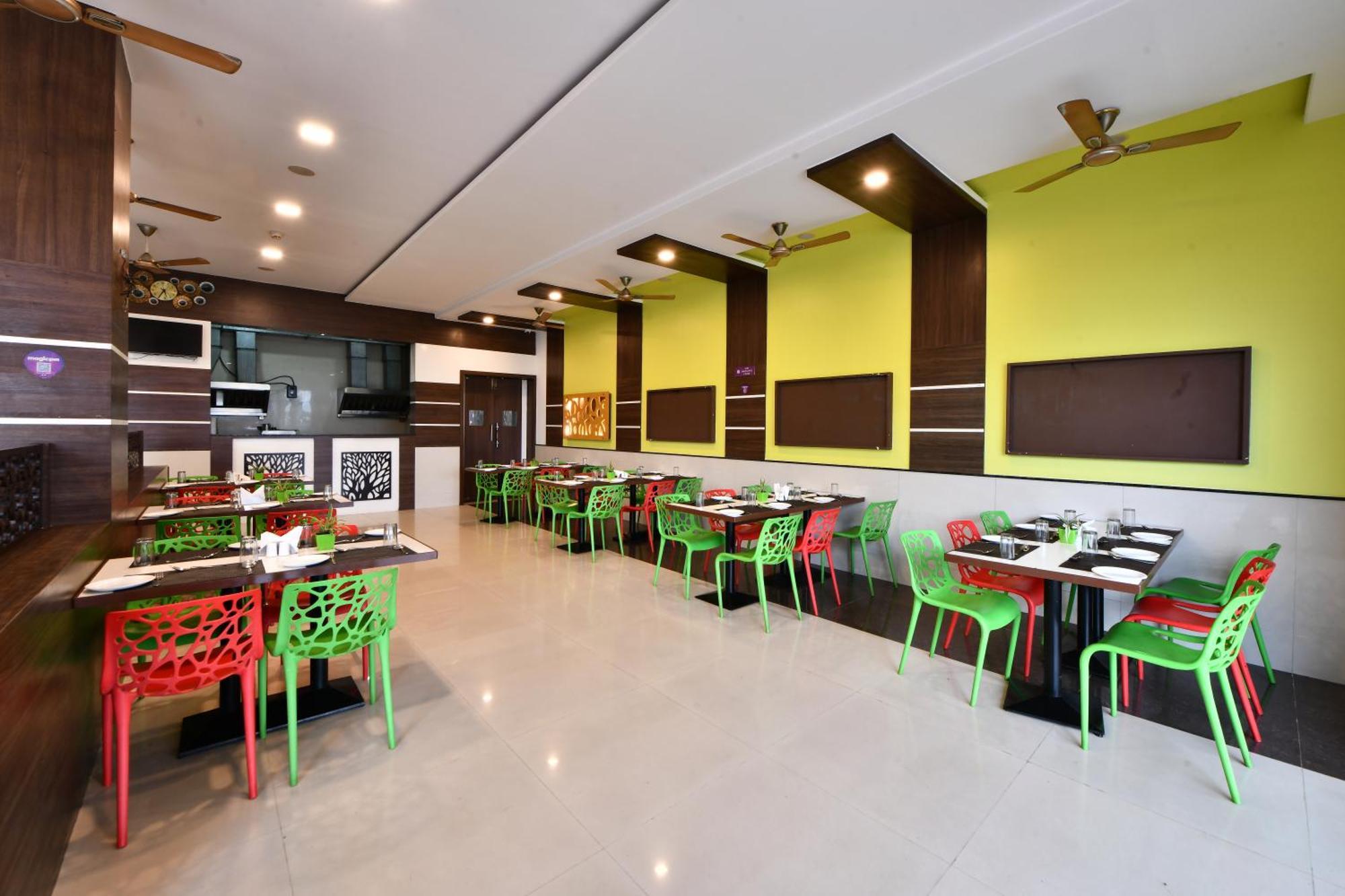 Click Hotel Sagar Plaza Chakan, Pune 외부 사진